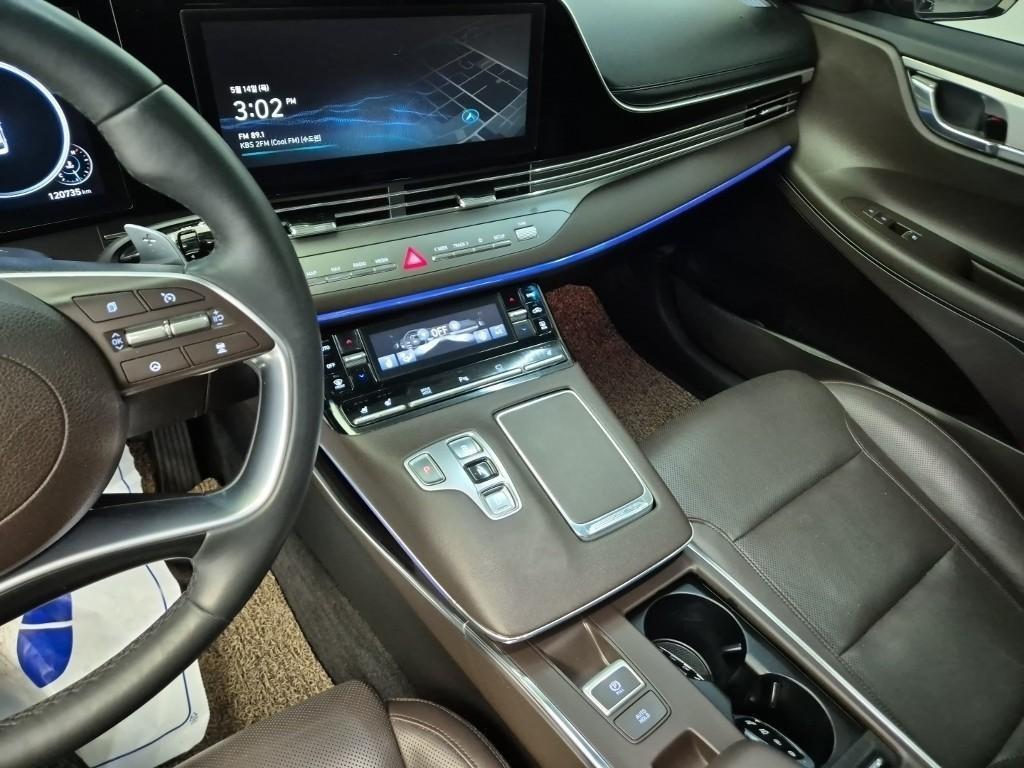 HYUNDAI Grandeur - Vista 10