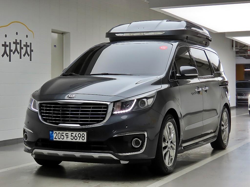 KIA Carnival - Vista 2