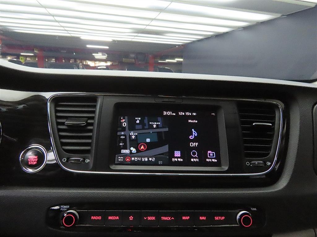 KIA Carnival 2019 Blanco - Importación desde Corea - HF Imports Iquique - Foto 14
