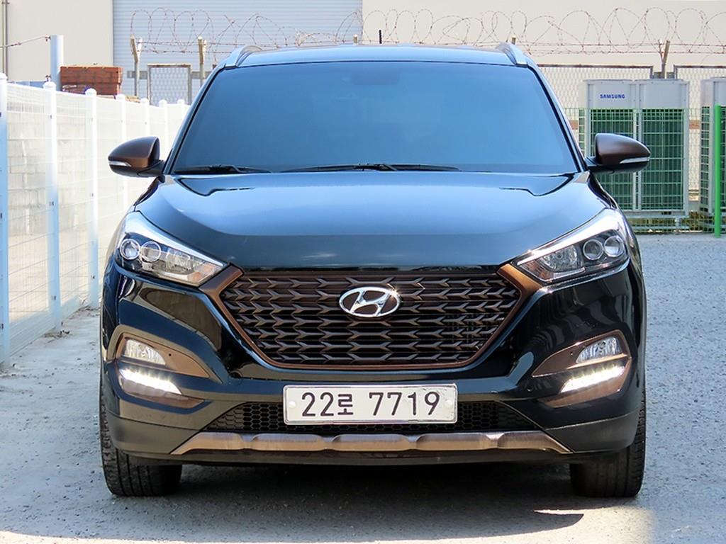 HYUNDAI Tucson 2017 Negro - Importación desde Corea - HF Imports Iquique - Foto 1