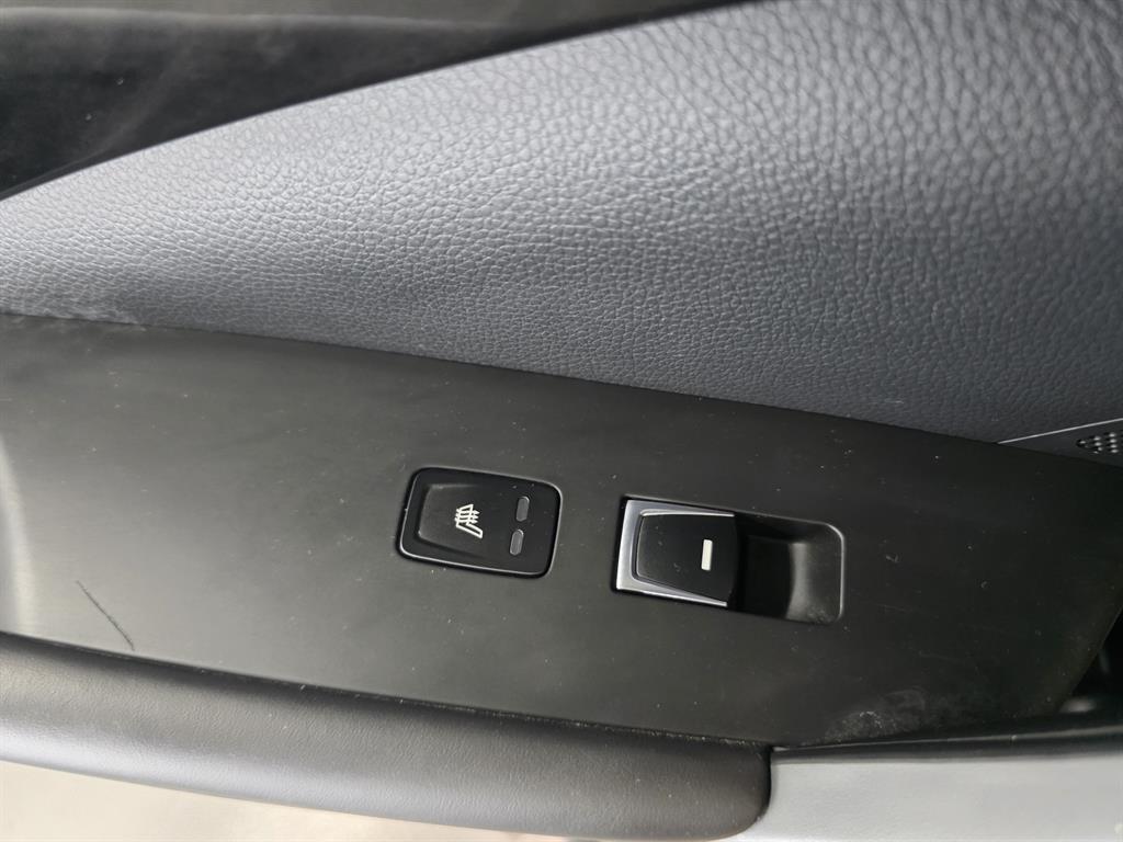 HYUNDAI Grandeur 2016 Negro - Importación desde Corea - HF Imports Iquique - Foto 18