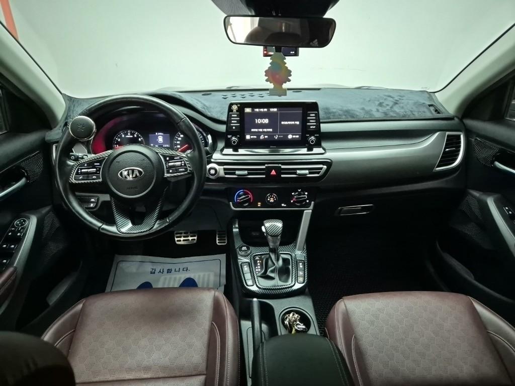 KIA Seltos - Vista 7