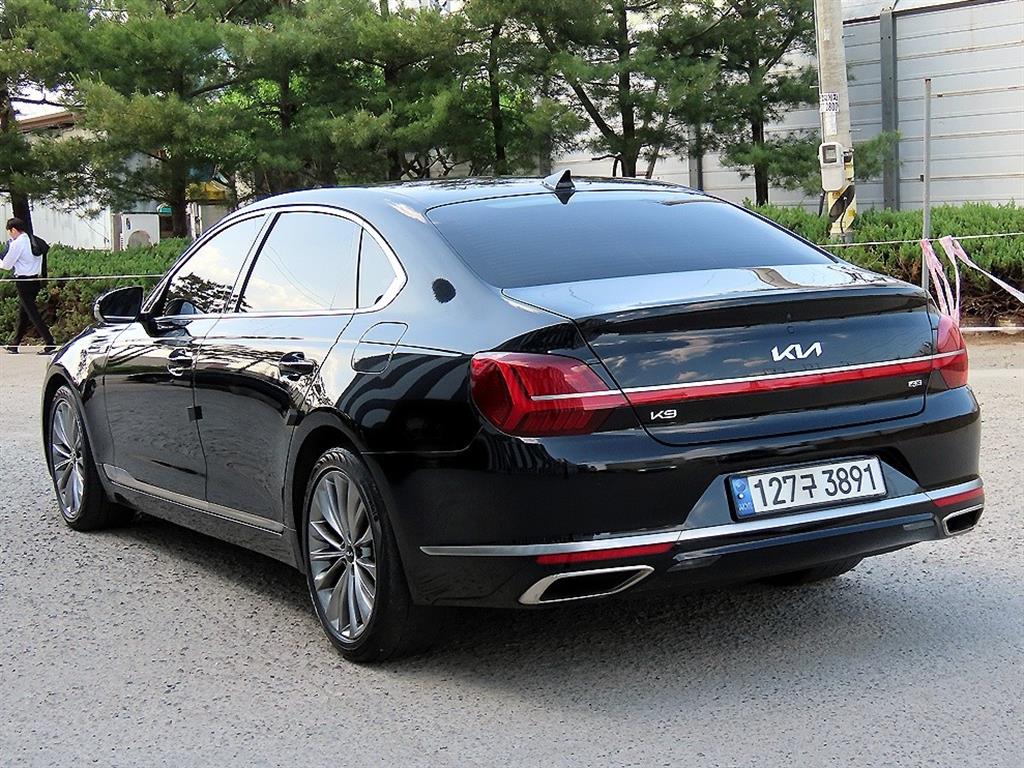 KIA K9 - Vista 3
