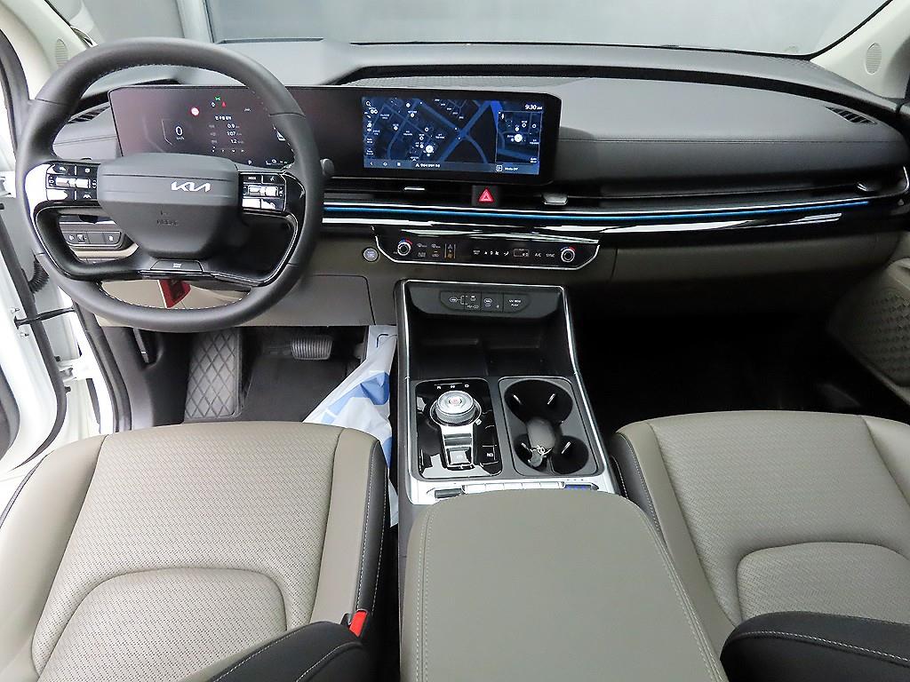KIA Carnival - Vista 7