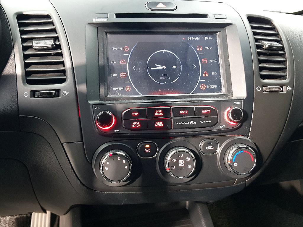 KIA K3 2016 Blanco - Importación desde Corea - HF Imports Iquique - Foto 13