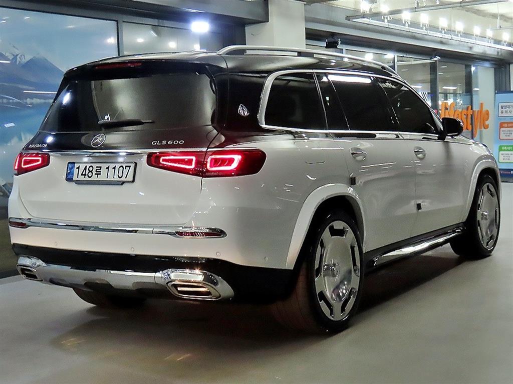 Mercedes Benz GLS Class - Vista 4