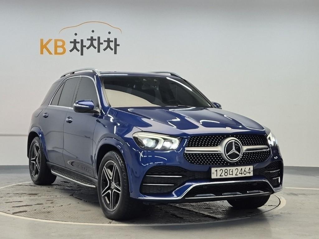 Mercedes Benz GLE Class - Vista 4