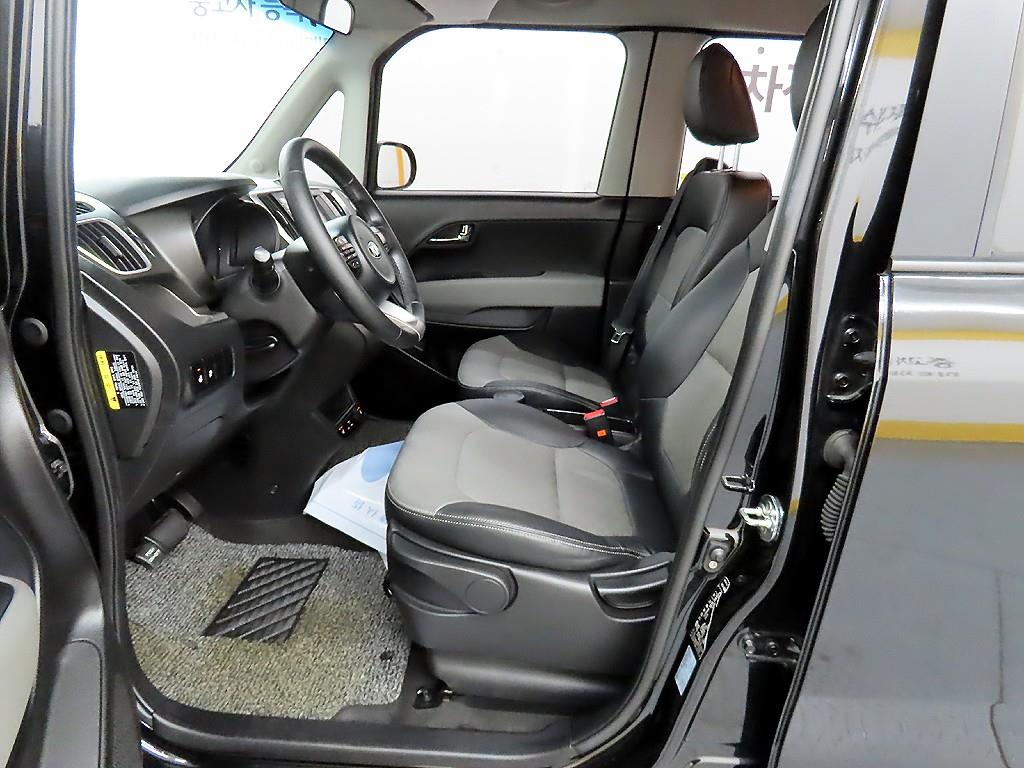 KIA Ray - Vista 5