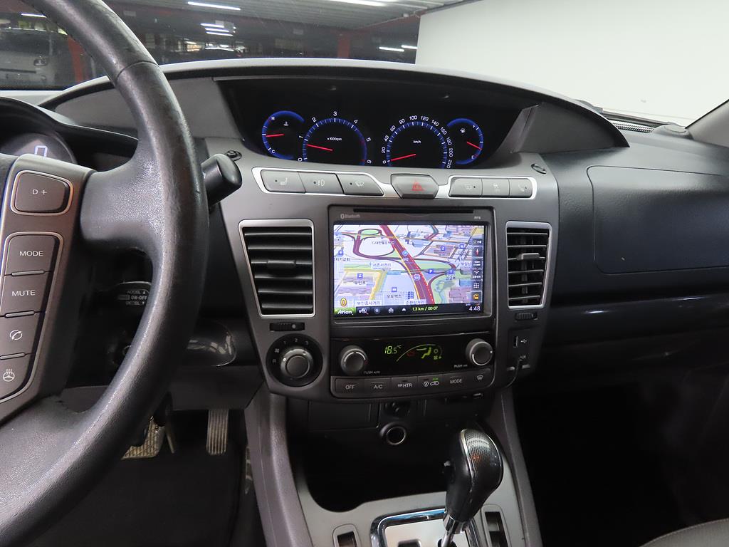 Ssangyong Korando - Vista 10