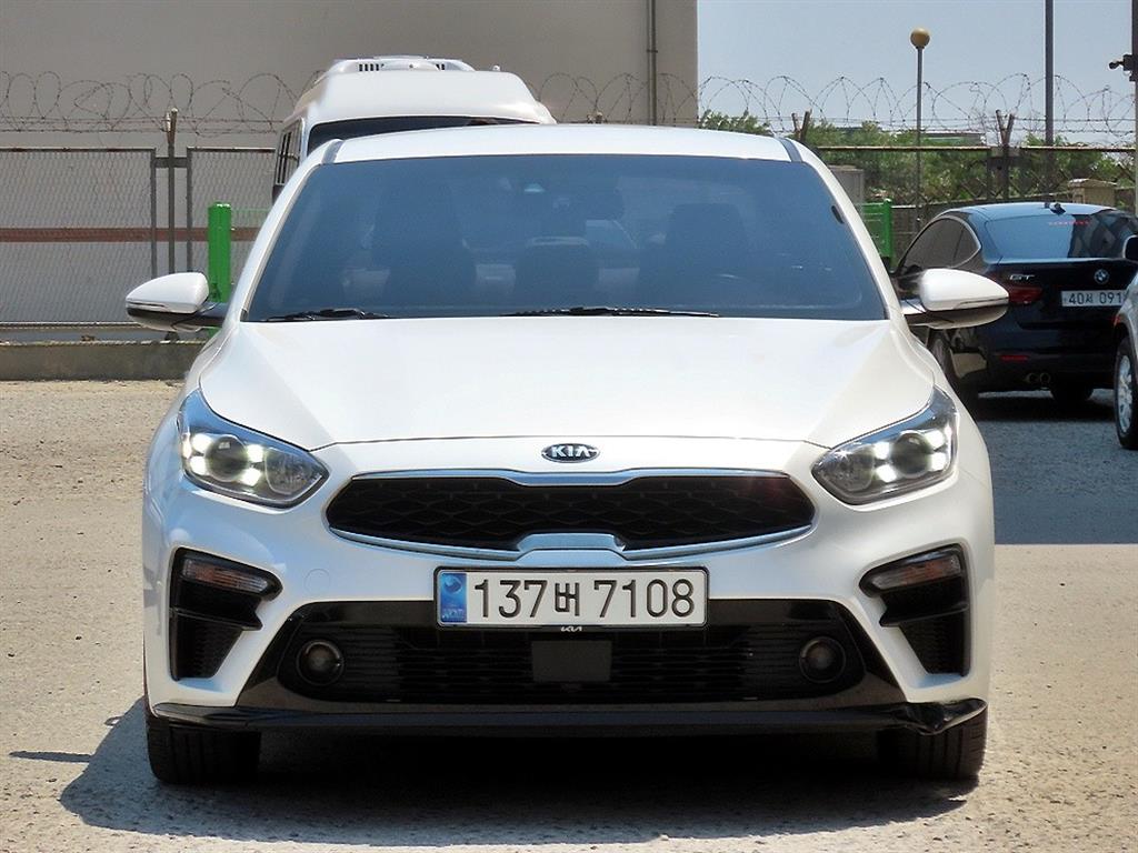 KIA K3 2019 Blanco - Importación desde Corea - HF Imports Iquique - Foto 1