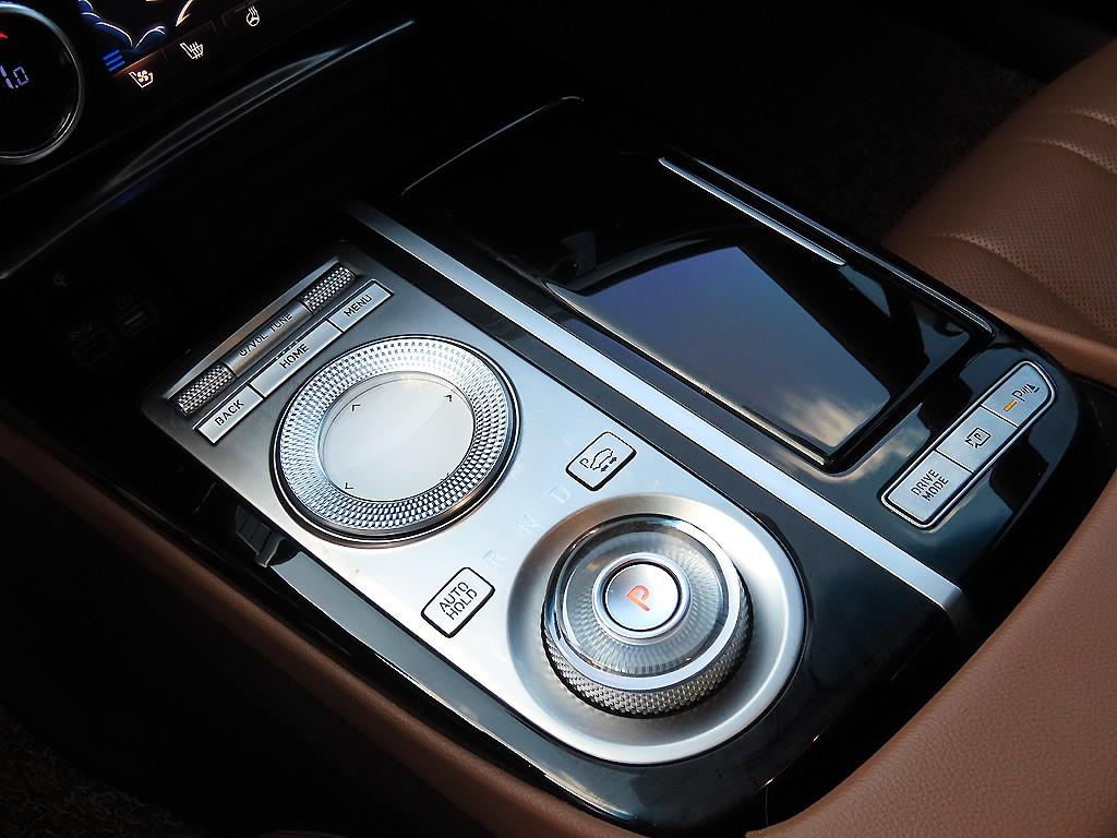 Genesis G80 - Vista 11