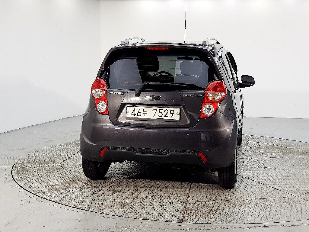 Chevrolet Spark - Vista 3