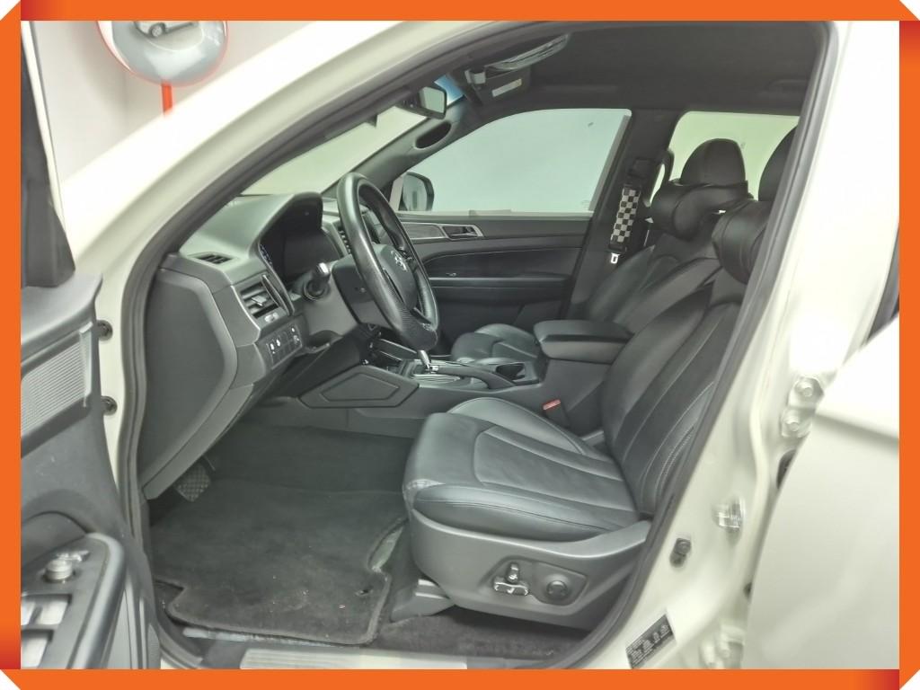 Ssangyong Rexton - Vista 9