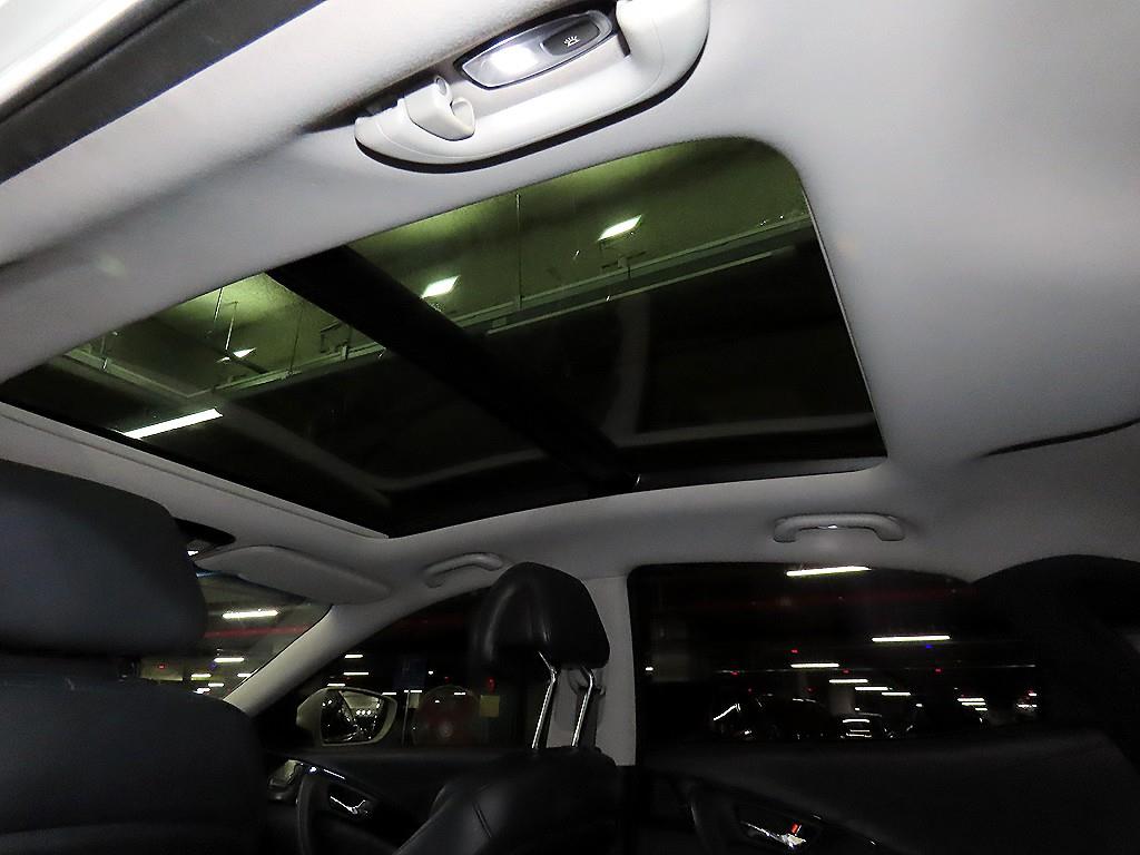 HYUNDAI Grandeur 2016 Blanco - Importación desde Corea - HF Imports Iquique - Foto 17
