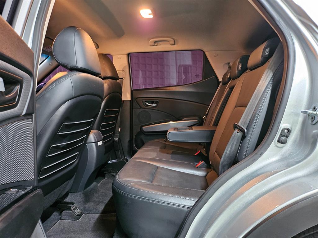 Ssangyong Tivoli - Vista 7