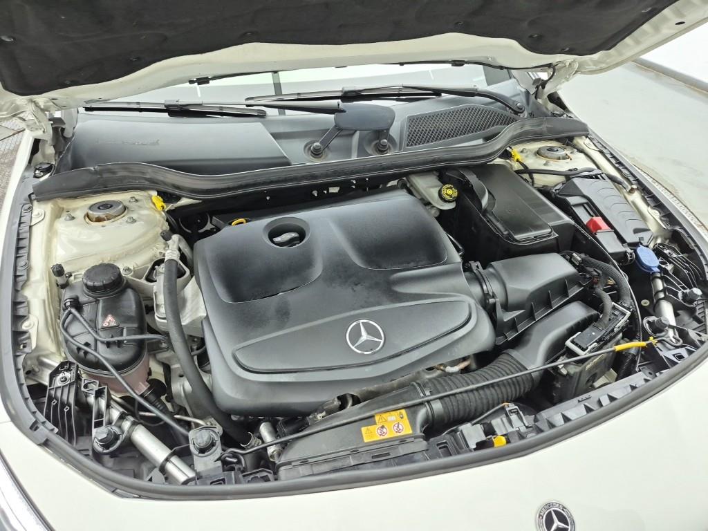 Mercedes Benz CLA Class - Vista 6