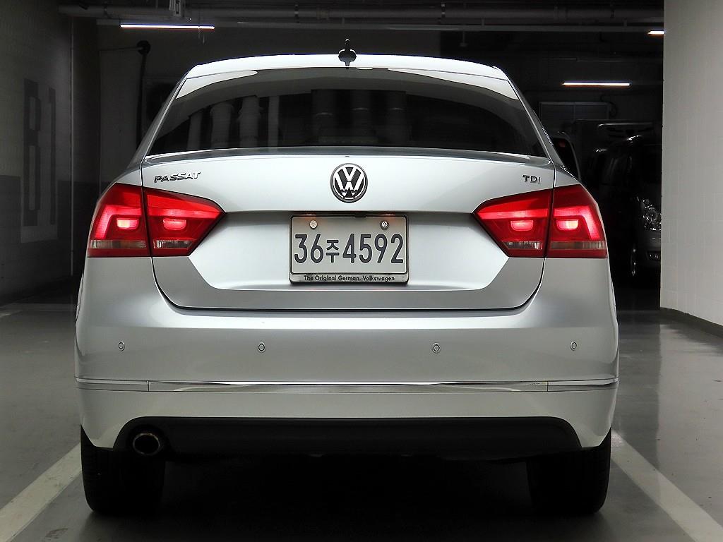 Volkswagen Passat - Vista 3
