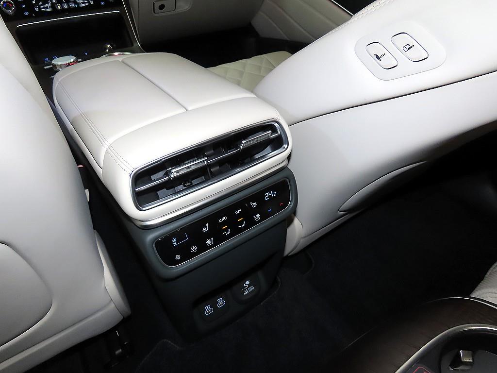 Genesis GV80 2024 Blanco - Importación desde Corea - HF Imports Iquique - Foto 14