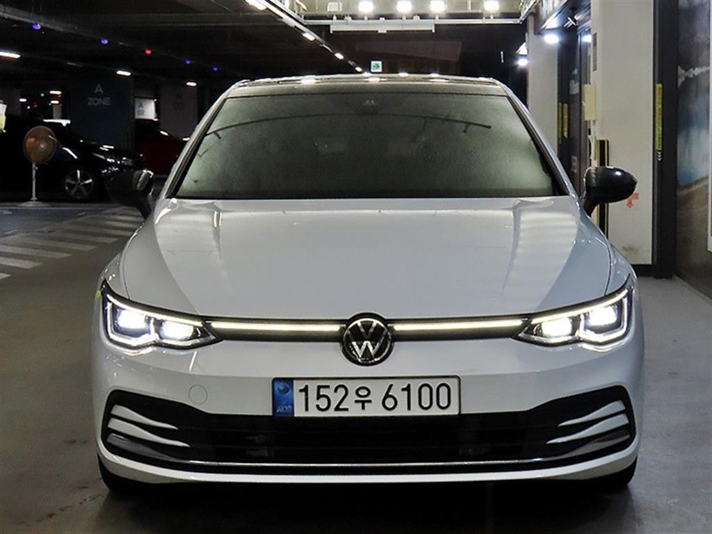 Volkswagen Golf - Vista 2