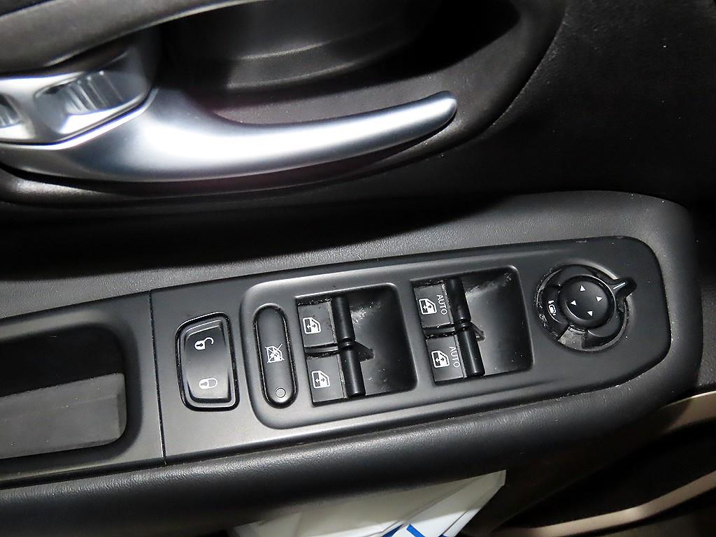Jeep Renegade 2017 Negro - Importación desde Corea - HF Imports Iquique - Foto 13