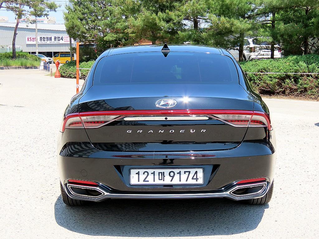 HYUNDAI Grandeur - Vista 4