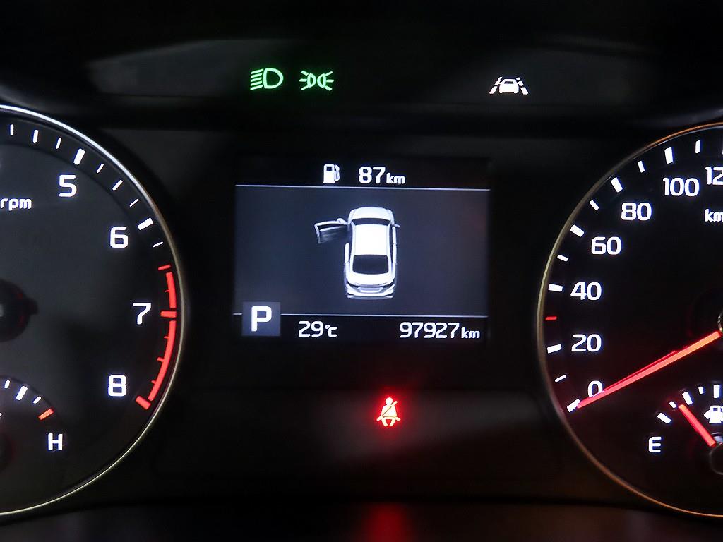 KIA K3 - Vista 9
