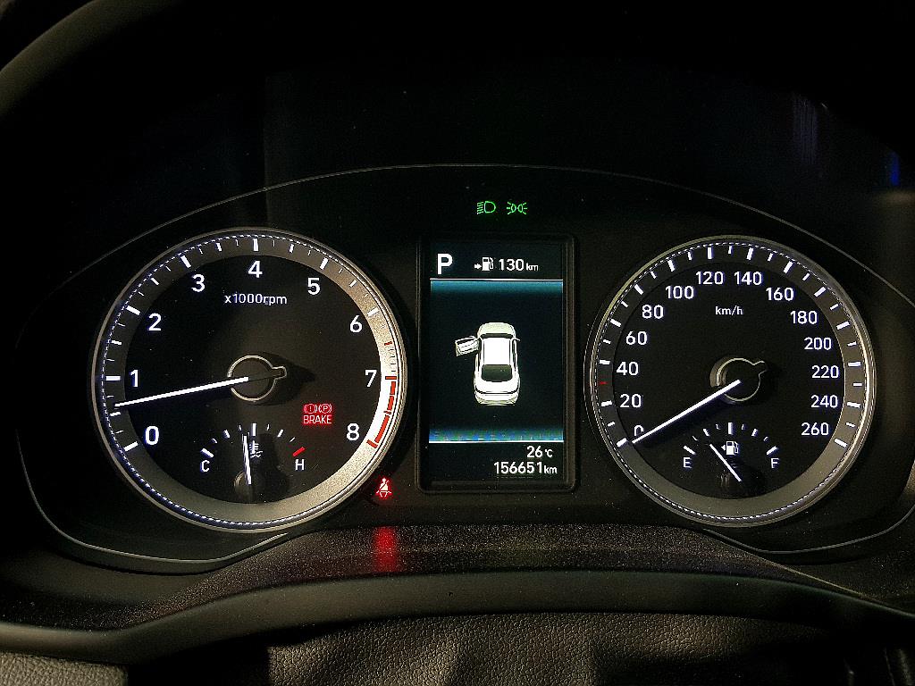 HYUNDAI Grandeur - Vista 6