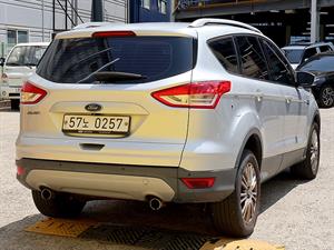 Ford Kuga - Vista 8
