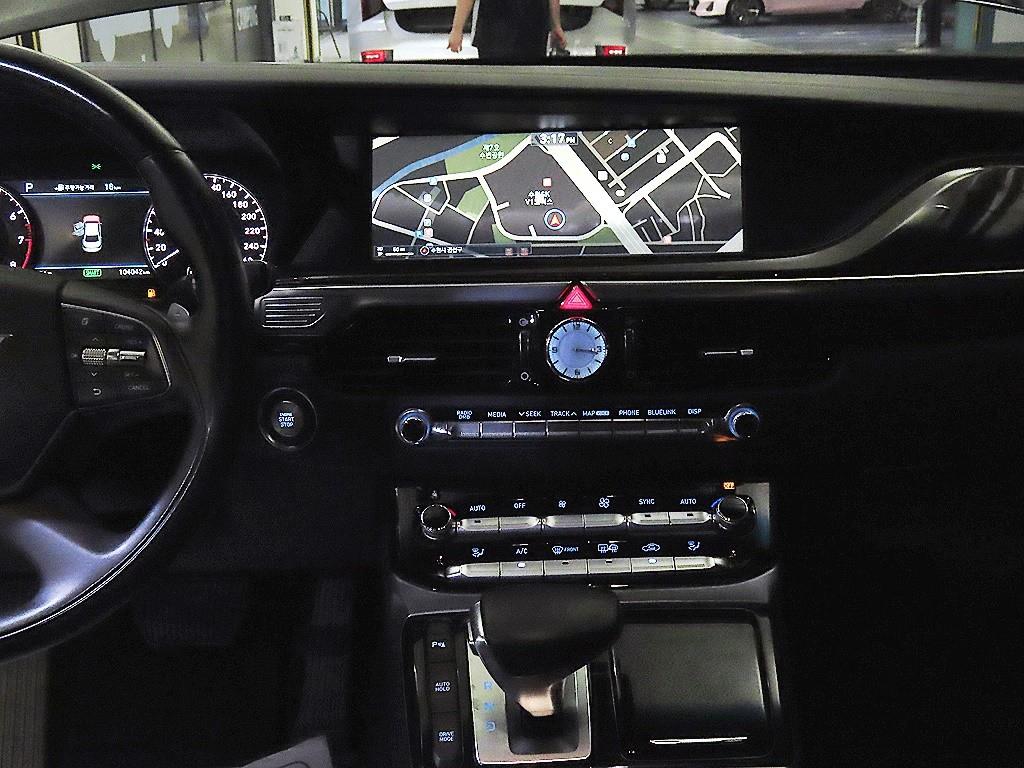 Genesis EQ900 - Vista 11