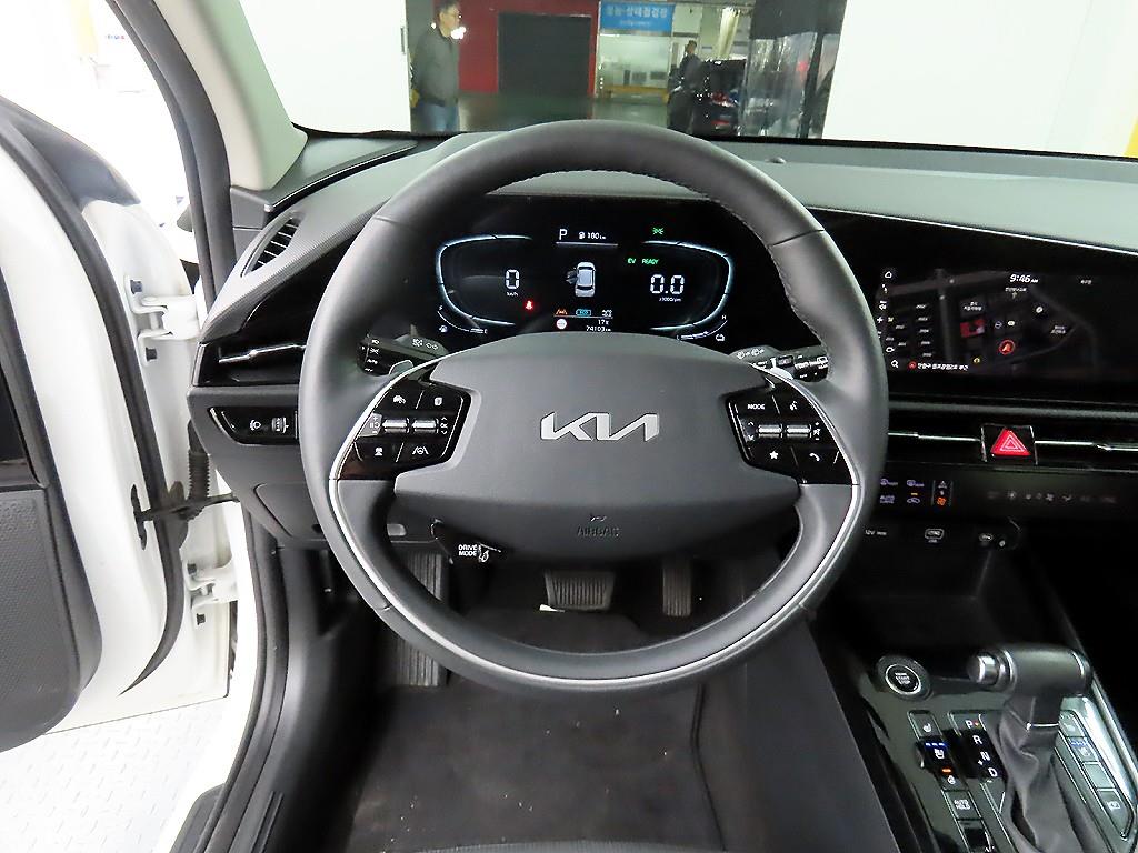 KIA Niro - Vista 9