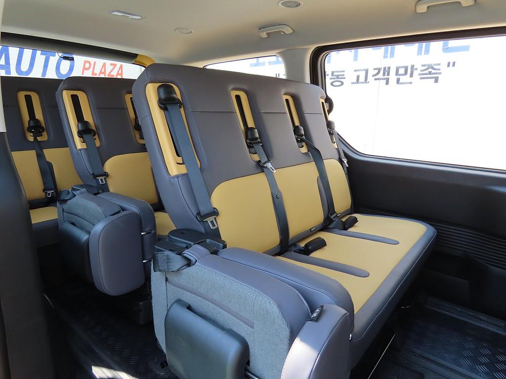 HYUNDAI Staria - Vista 7