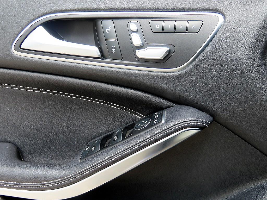 Mercedes Benz CLA Class - Vista 11
