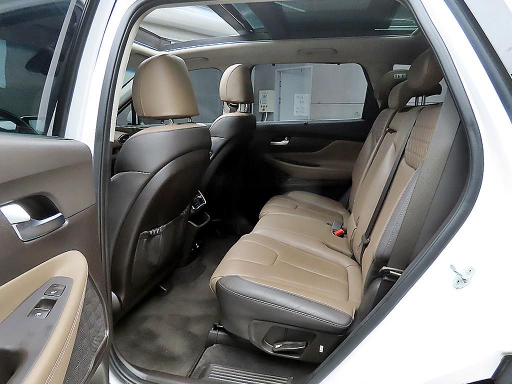 HYUNDAI Santa Fe - Vista 6