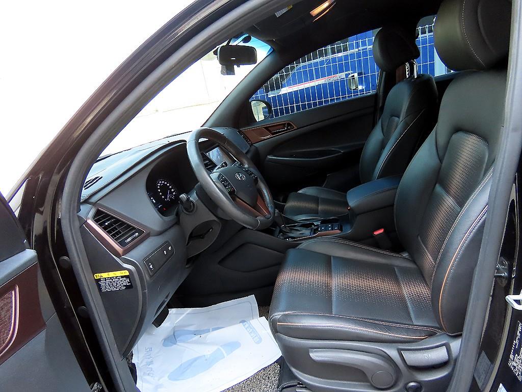 HYUNDAI Tucson - Vista 5