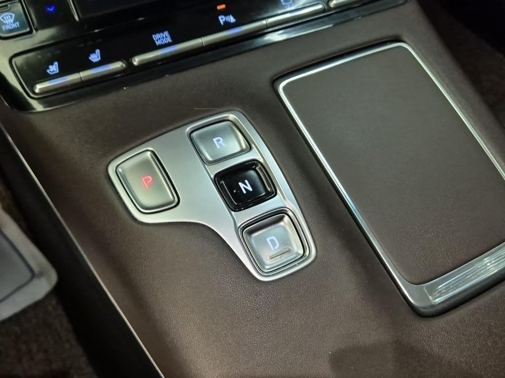 HYUNDAI Grandeur - Vista 8