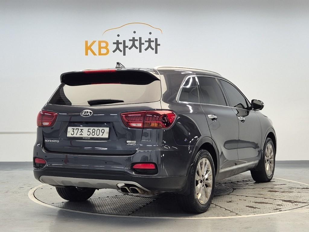 KIA Sorento - Vista 3