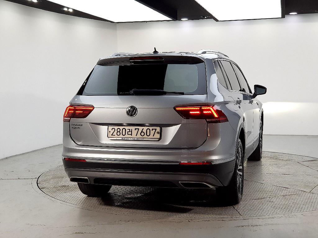 Volkswagen Tiguan - Vista 3