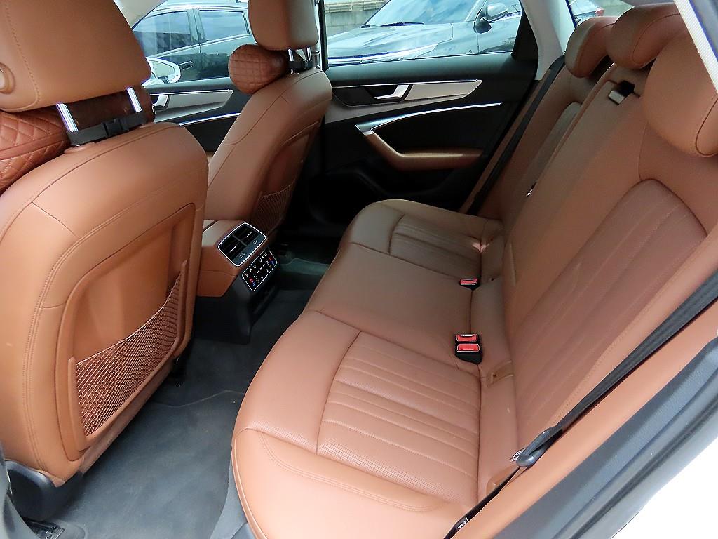 Audi A6 - Vista 6