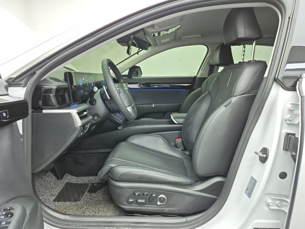 HYUNDAI Grandeur - Vista 11