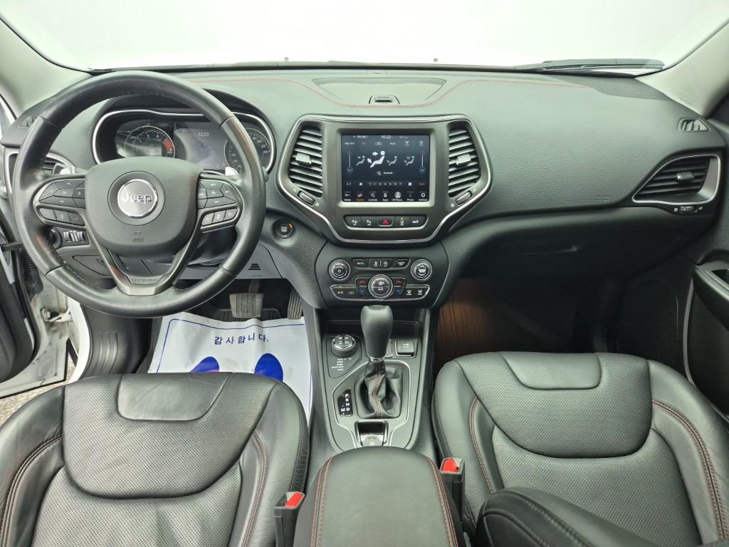 Jeep Cherokee - Vista 5