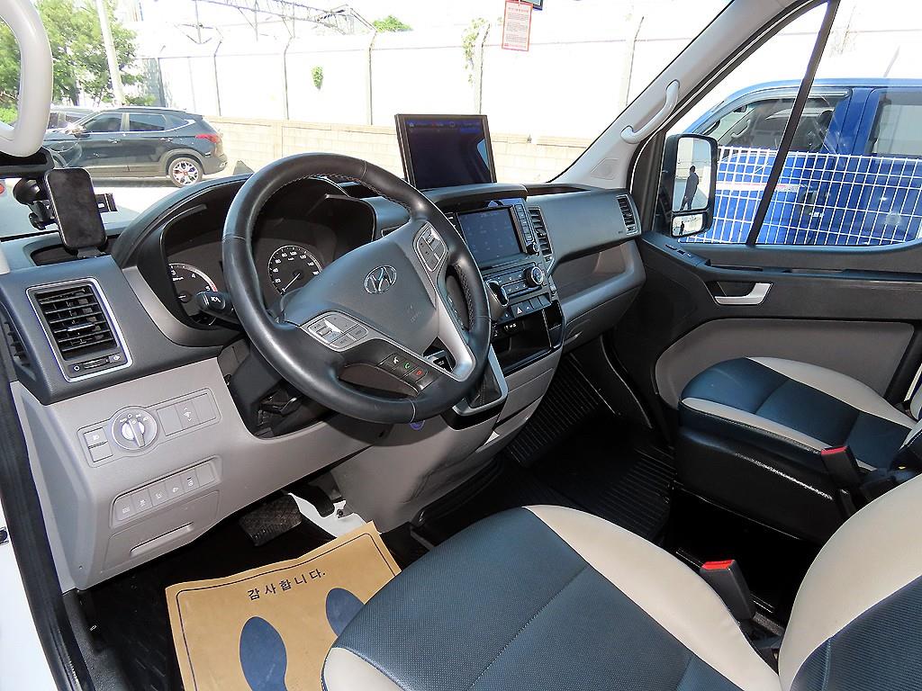 HYUNDAI Solati - Vista 8