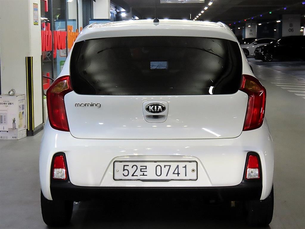 KIA Morning - Vista 5