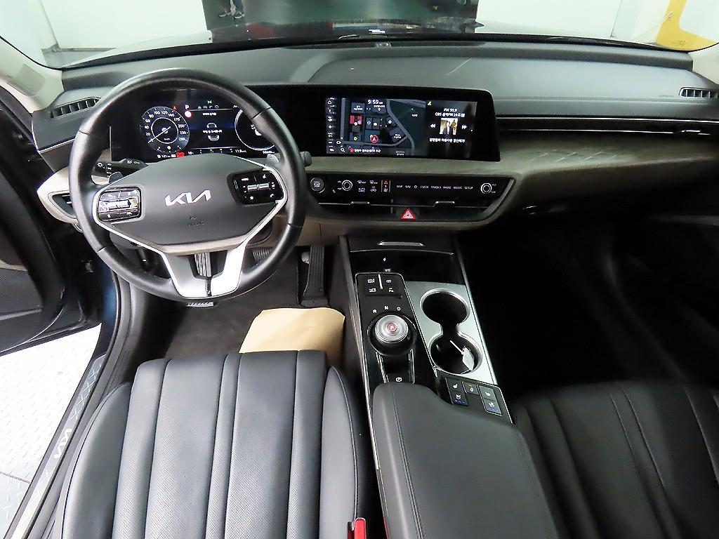 KIA K8 - Vista 7