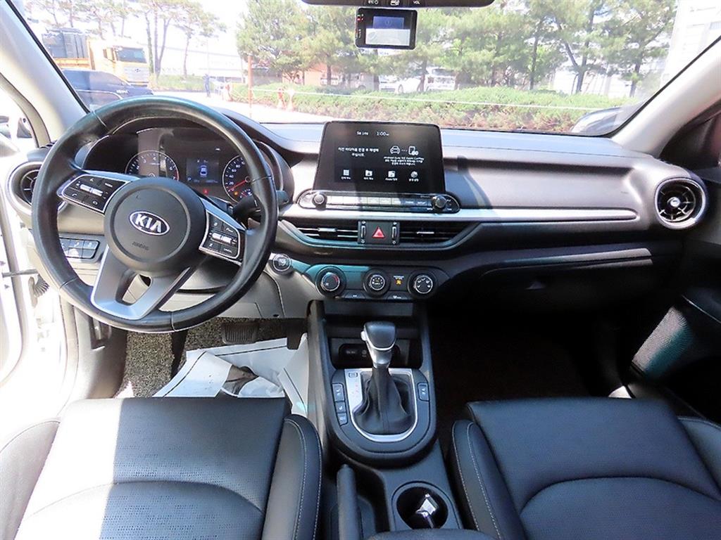 KIA K3 - Vista 7