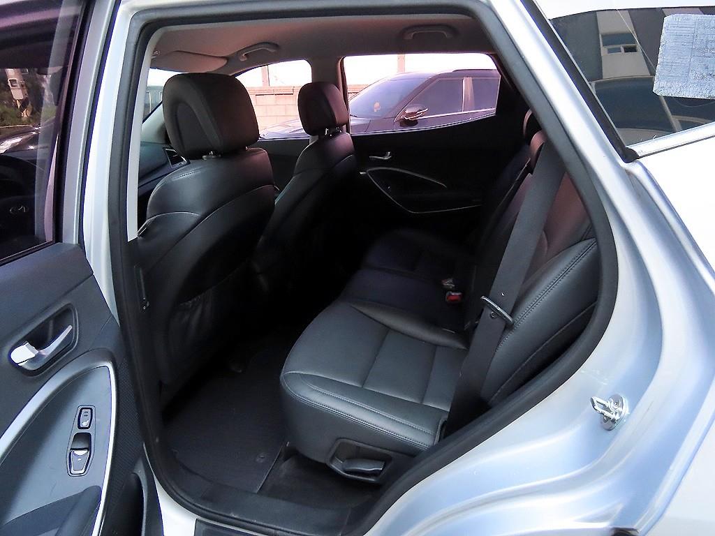 HYUNDAI Santa Fe - Vista 6