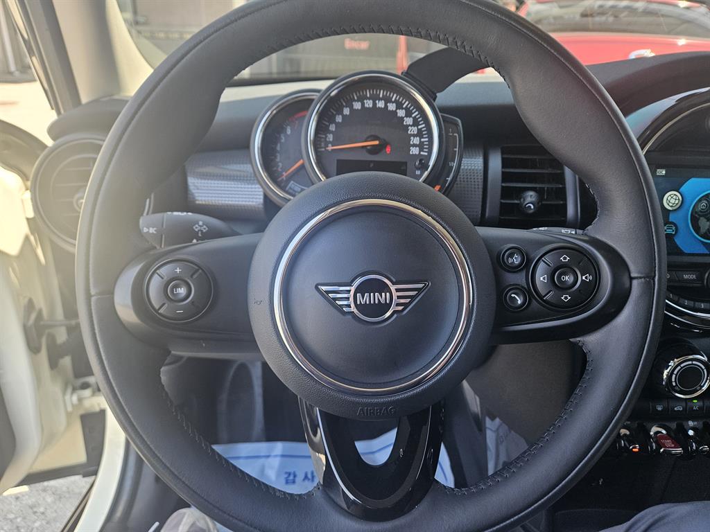 Mini Cooper - Vista 8