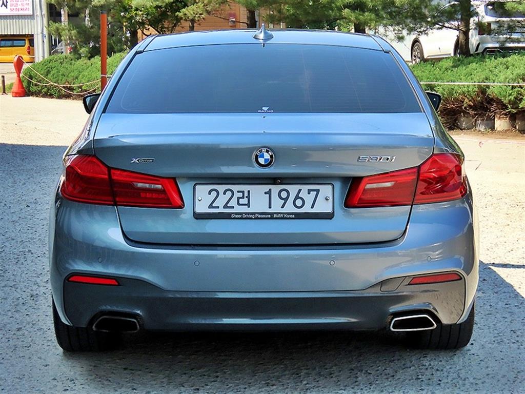 BMW 5 Series - Vista 4