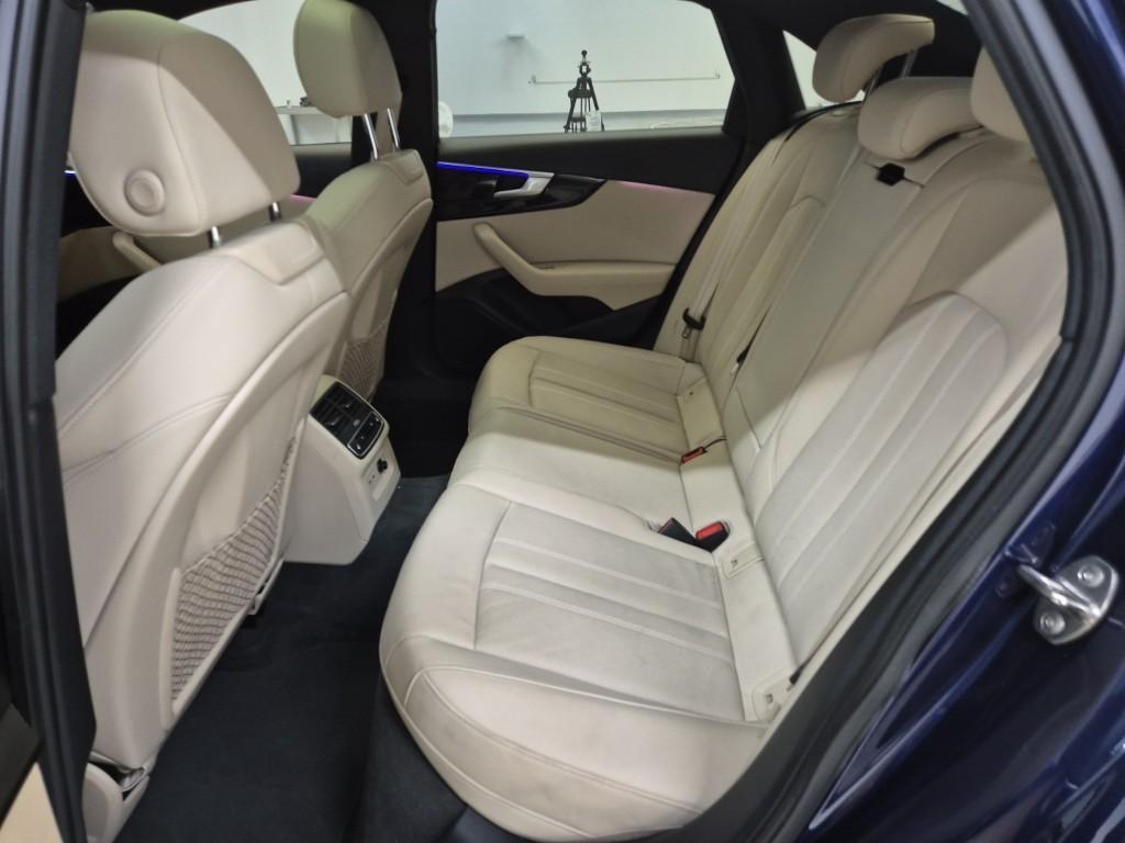 Audi A4 - Vista 12