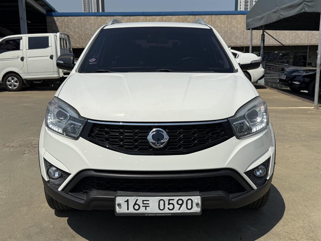 Ssangyong Korando 2016 Blanco - Importación desde Corea - HF Imports Iquique - Foto 1