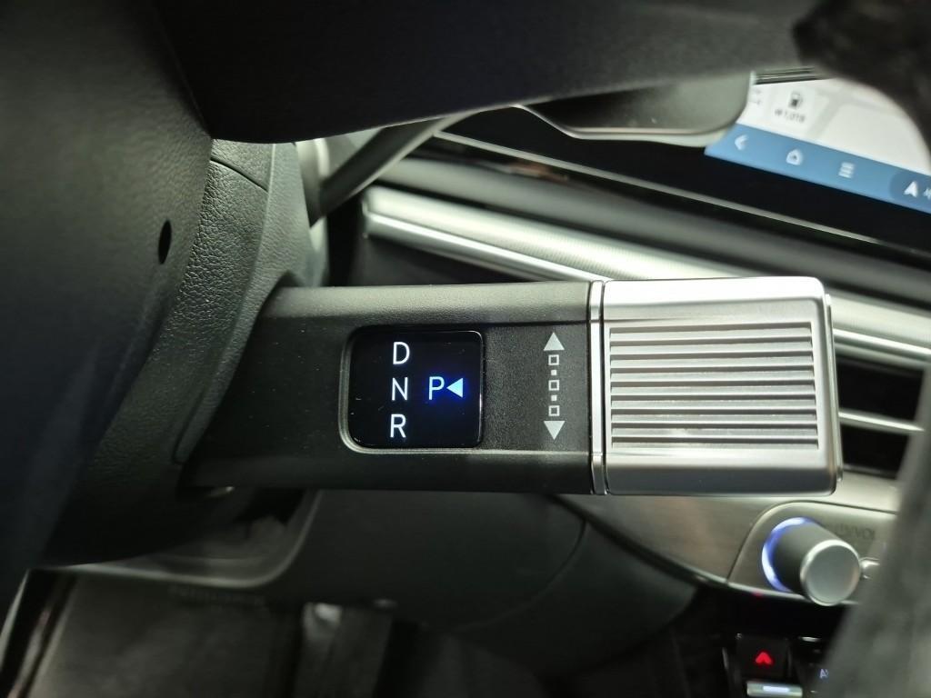 HYUNDAI Grandeur - Vista 8